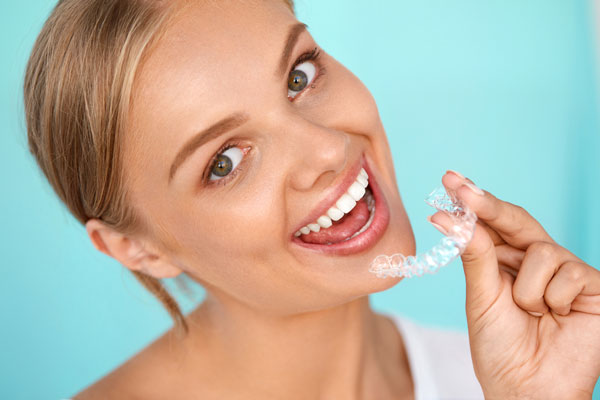 Home teeth whitening kit dubai